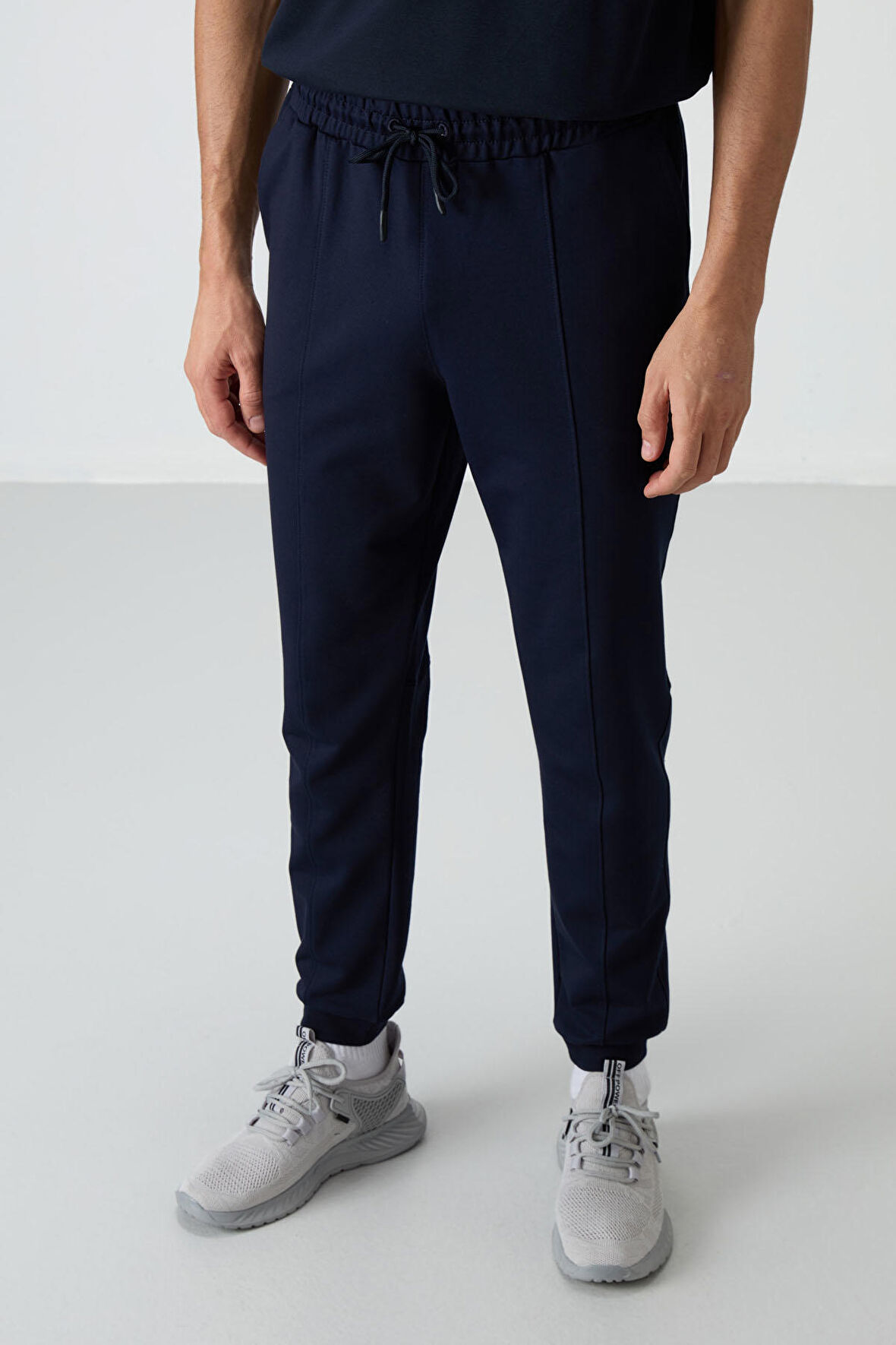 İndigo Pamuklu Yumuşak Dokulu Comfort Fit Nakışlı Erkek Jogger - 82123 | XL