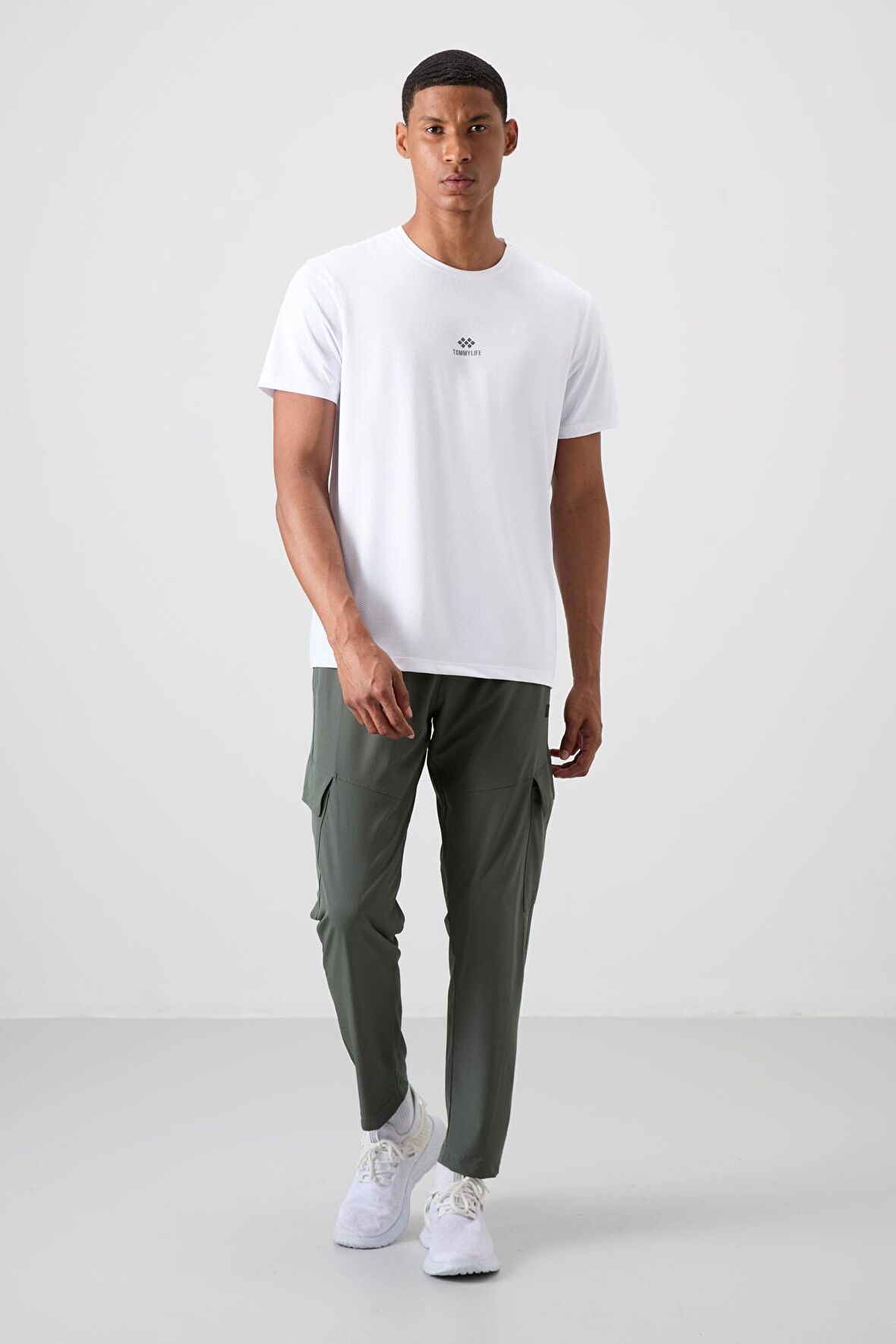 Tommy Life Beyaz Polyester Nefes Alan Dokulu İnce Esnek Standart Fit Erkek Performans T-Shirt - 88387