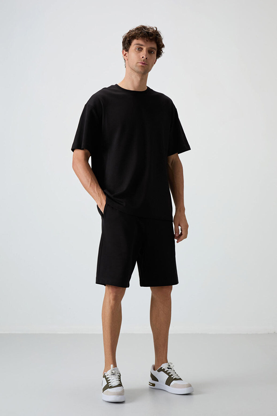 Siyah Pamuklu Kalın Yumuşak Dokulu Oversize Fit Basic Erkek Şort Takım - 85249