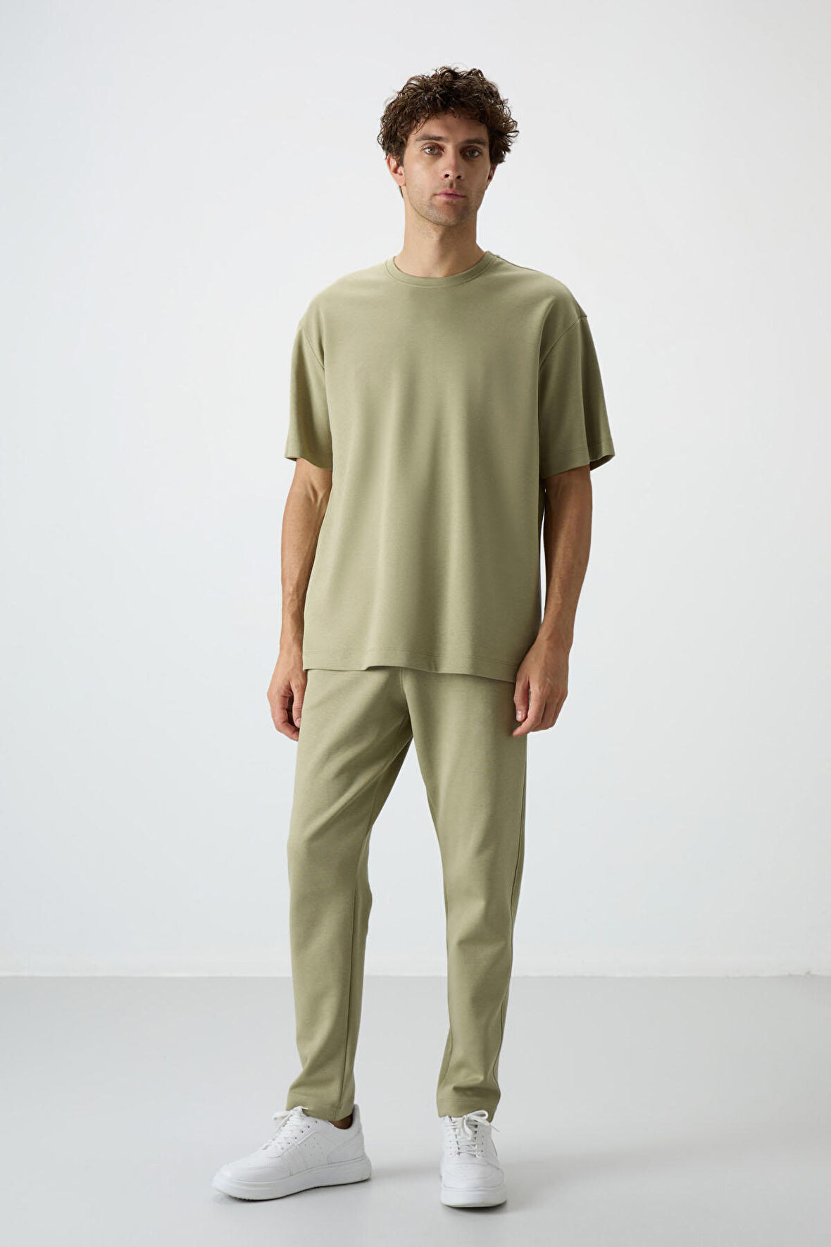 Açık Çağla Pamuklu Kalın Yumuşak Dokulu Oversize Fit Basic Erkek Eşofman Takım - 85251 | L