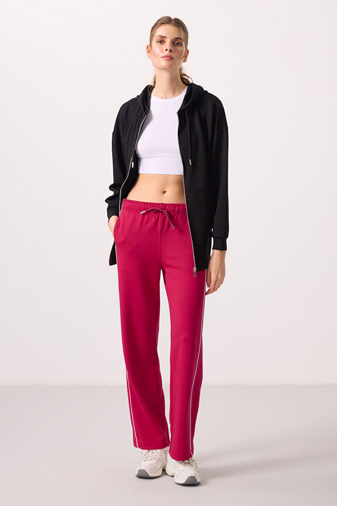 Viva Kırmızı Yumuşak Dokulu Yan Panel Detaylı Geniş Paça Kadın Palazzo Pantolon - 94669