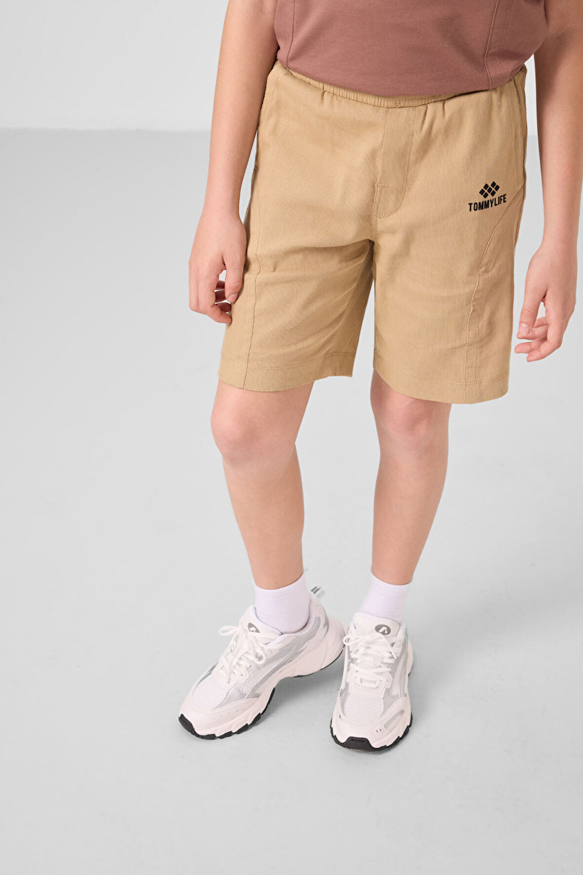 Tarçın-Koyu Bej Pamuklu Oversize Fit Dokuma Hafif Esnek Chino Erkek Çocuk Şort Takım - 11276