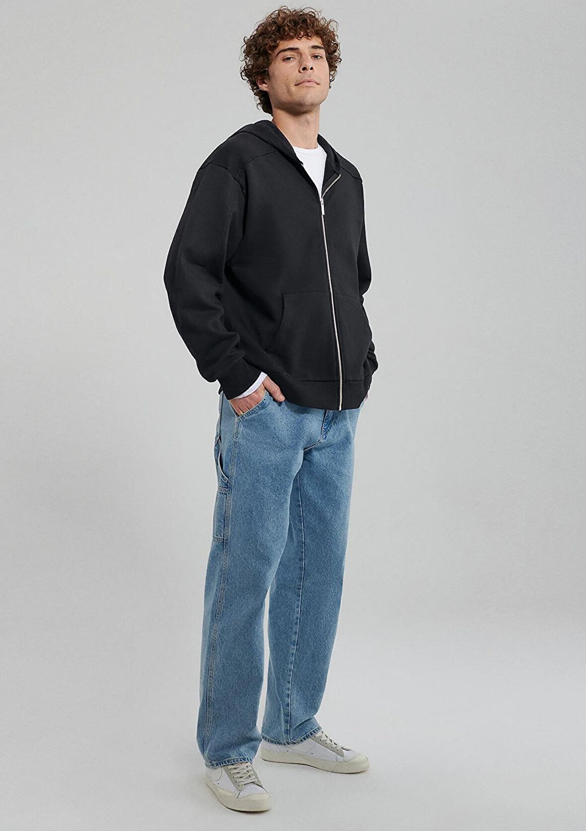 Mavi Kapüşonlu Fermuarlı Siyah Basic Sweatshirt 0S10095-900