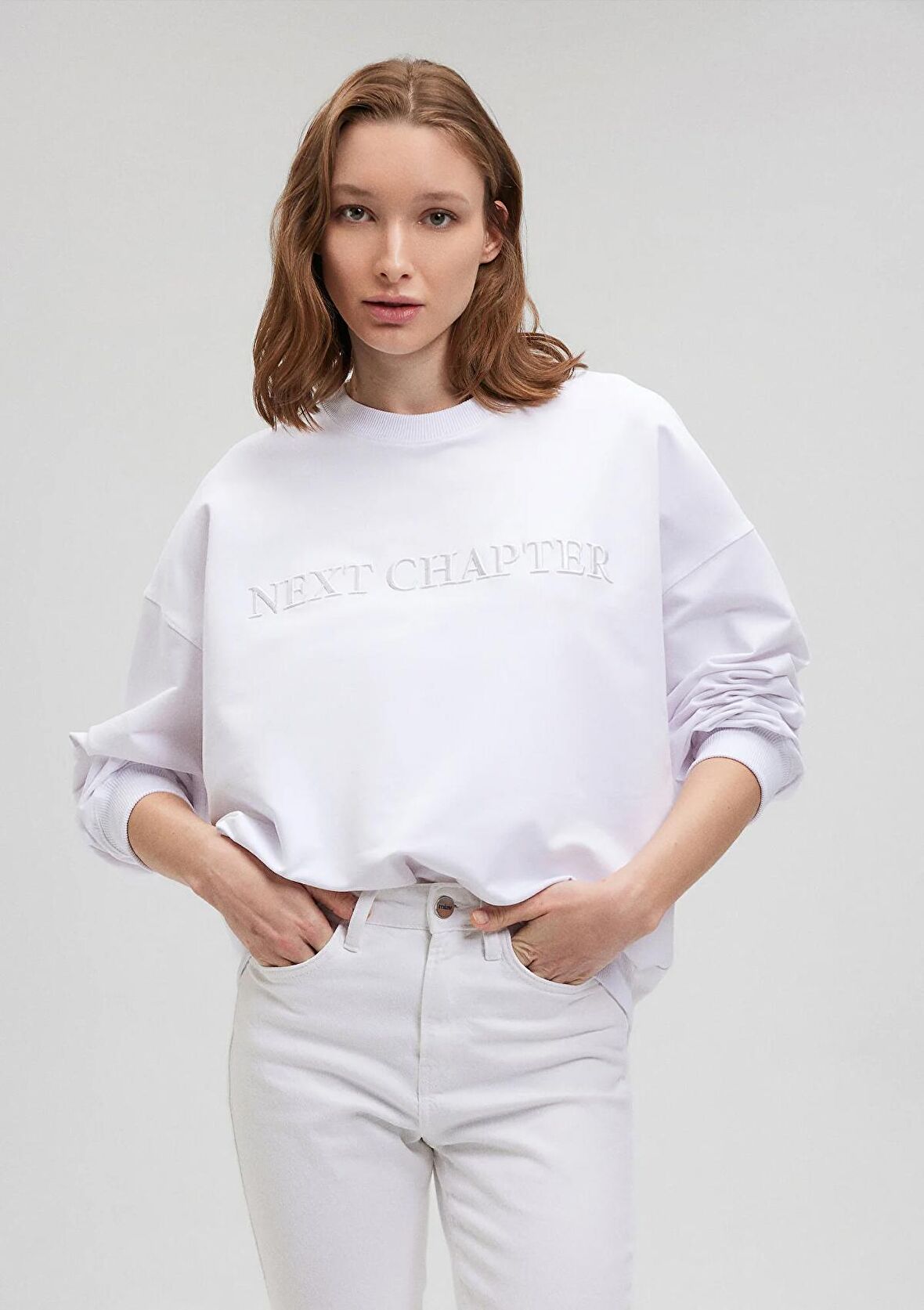 Mavi Next Chapter Nakışlı Beyaz Sweatshirt 1S10121-620
