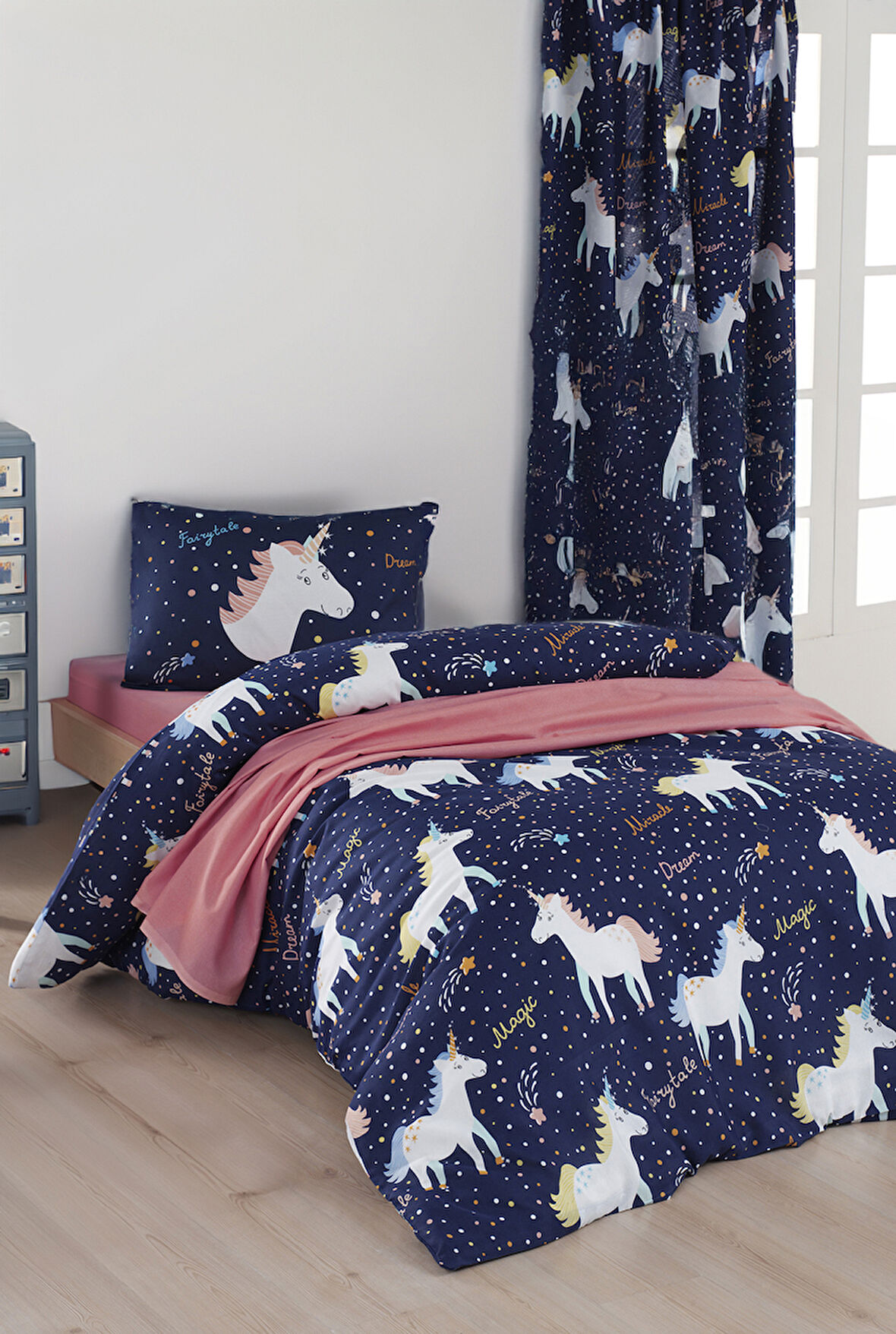 Kolay Ütülenir Nevresim Takımı Tek Kişilik MagicUnicorn Laci