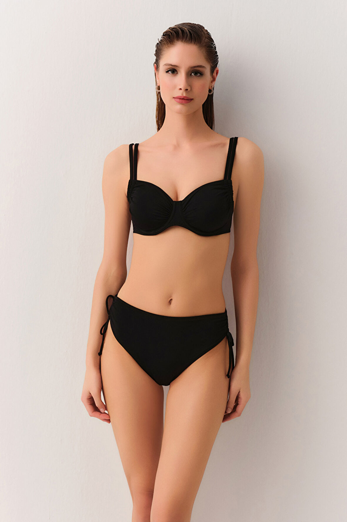 Suwen Balenli Körüklü Toparlayıcı Bikini Üst