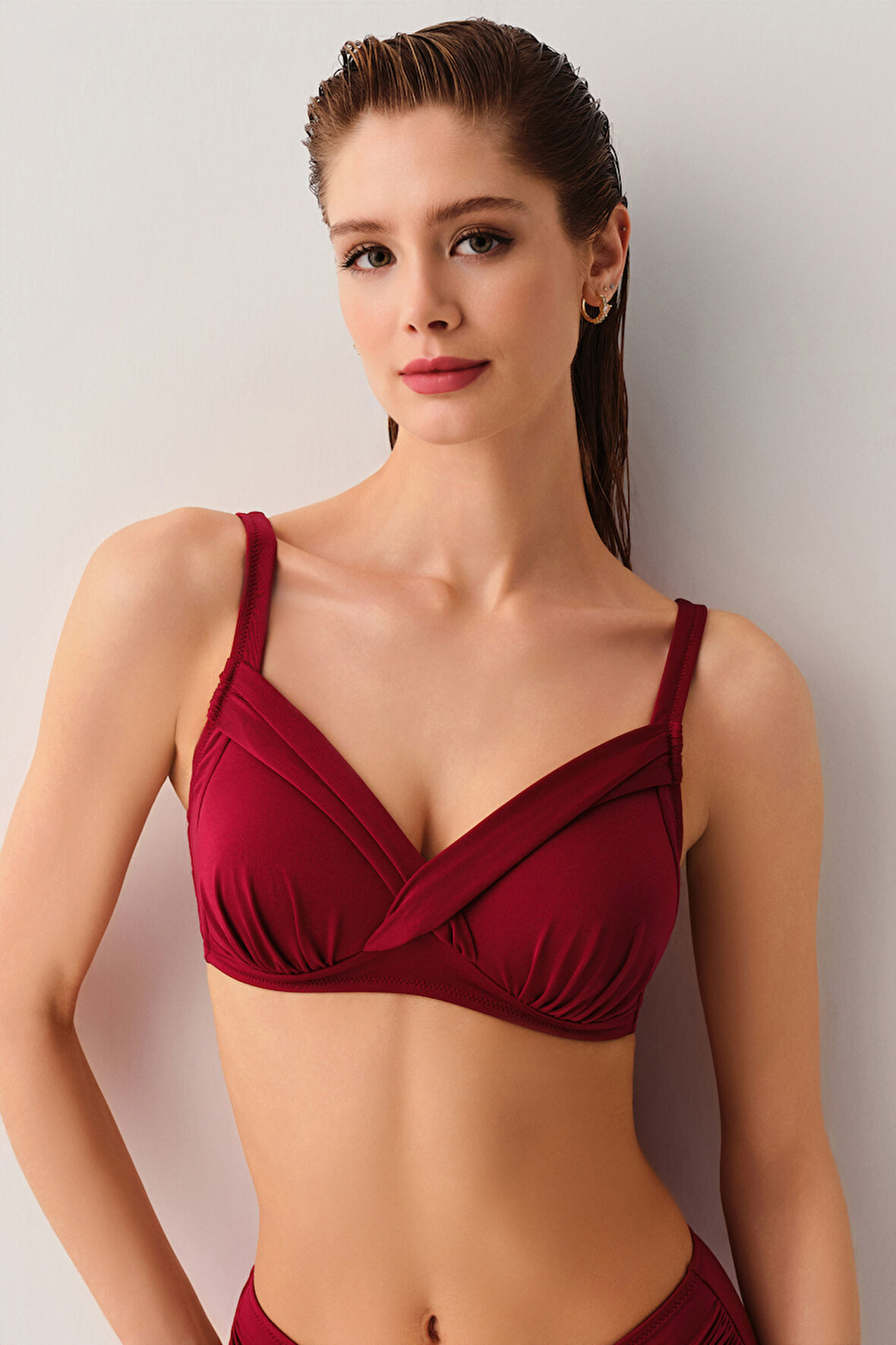 Suwen Kaplı Bantlı Toparlayıcı Bikini Üst