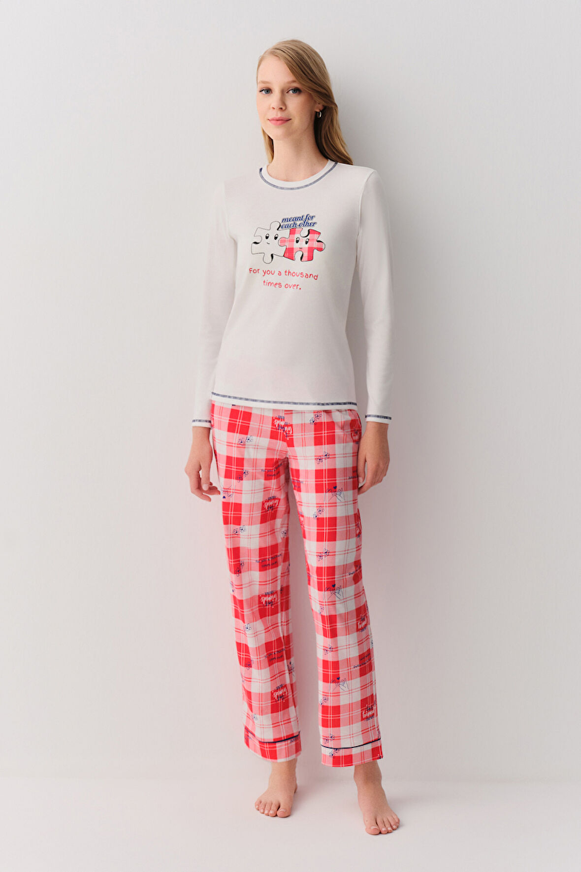 Suwen Friends Pijama Takımı