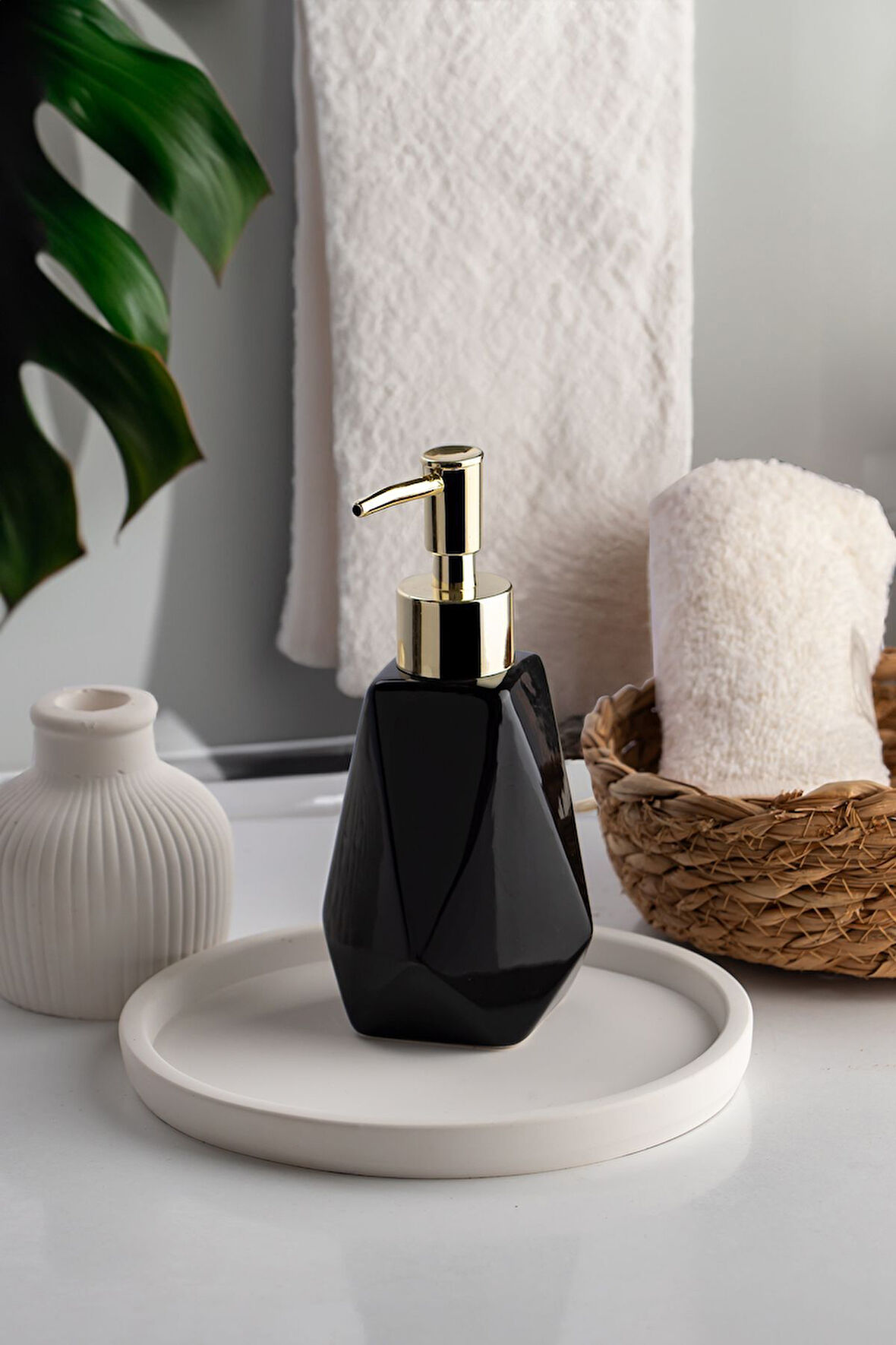 Porsima 3203 Porselen Sıvı Sabunluk - Tezgah Üstü Banyo Mutfak Lavabo Sabunluğu - 250 cc Siyah