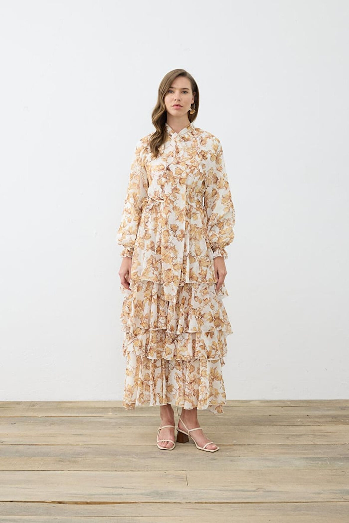 Sucre Desenli Şifon Kat Kat Elbise Terzi Dükkani