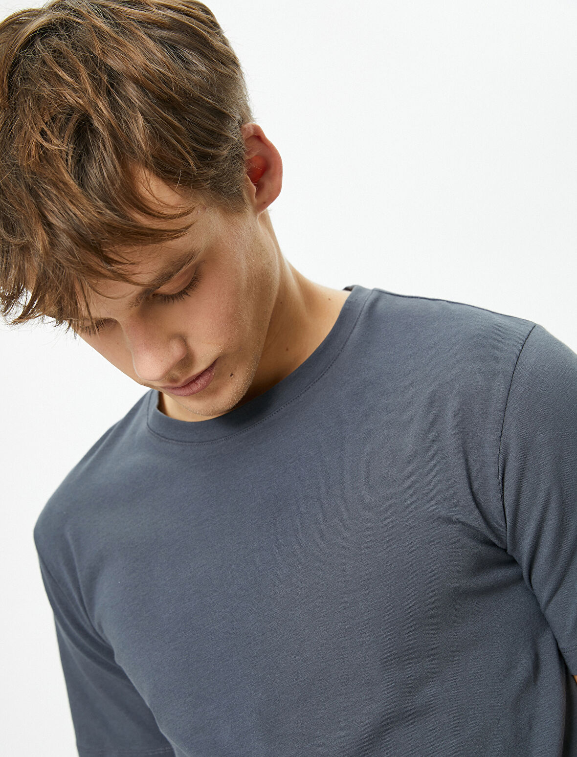 Kısa Kollu Tişört Uzun Kalça Boy Esnek Kumaş Slim Fit Pamuklu