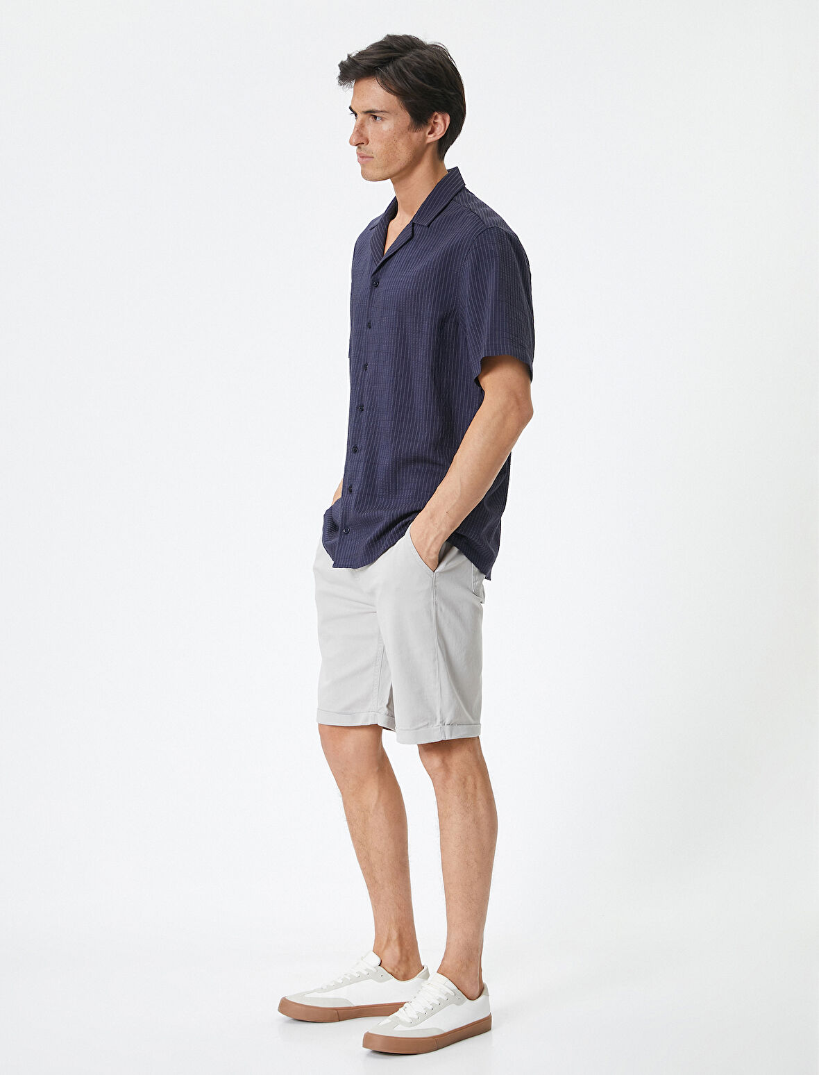 Kumaş Şort Bermuda Chino Slim Fit Düğmeli Cepli Katlı Paça
