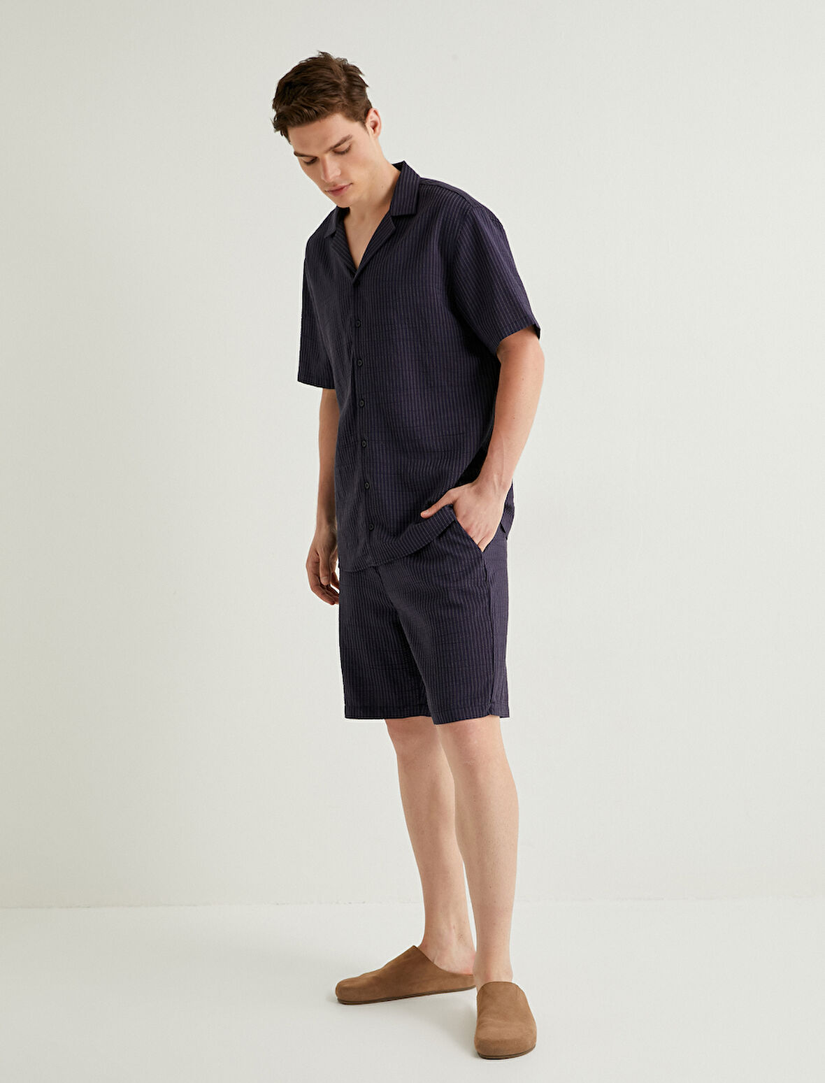 Bermuda Şort Beli Bağcıklı Cep Detaylı