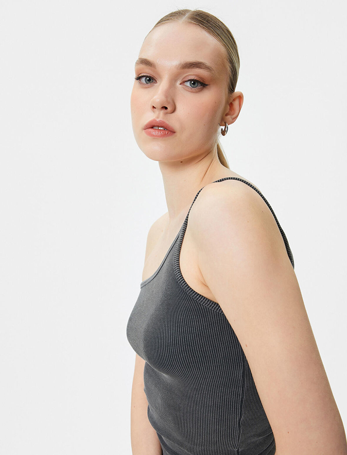 Tek Omuz Atlet Slim Fit Soluk Efektli Kolsuz