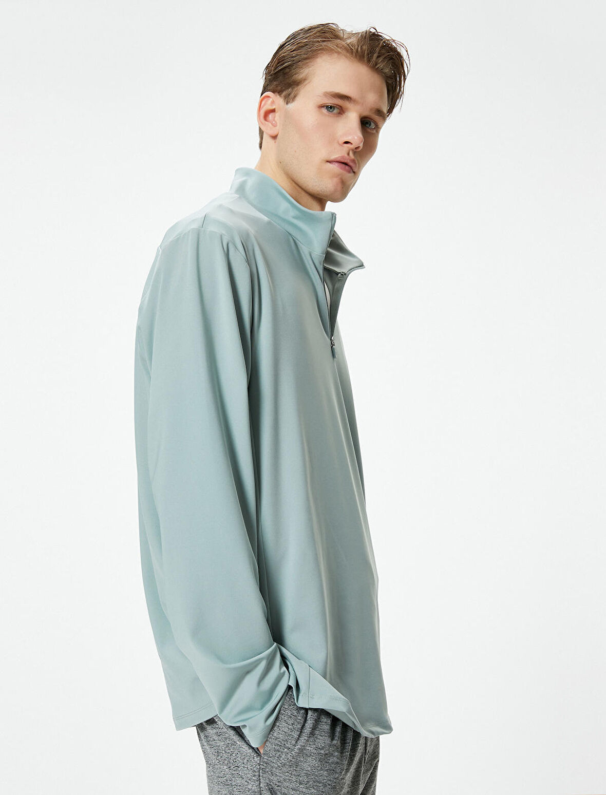 Spor Sweatshirt Yarım Fermuarlı Dik Yaka Uzun Kollu