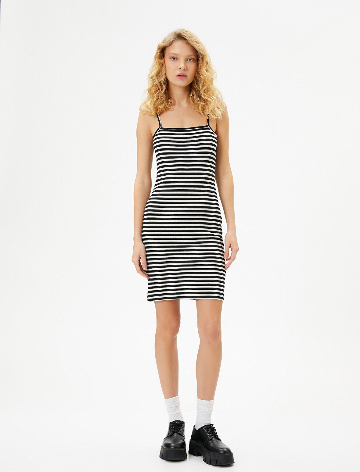 Mini Kalem Elbise Slim Fit İnce Askılı Ribanalı