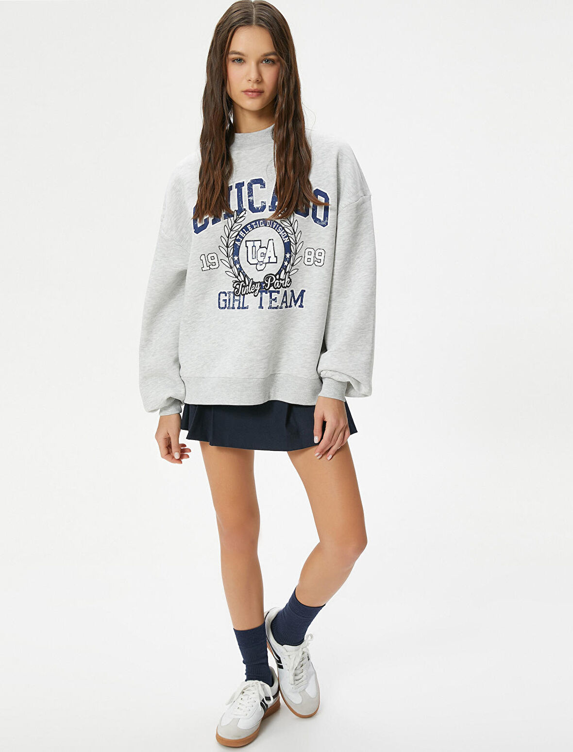Kolej Sweatshirt Baskılı Uzun Kollu Hafif Dik Yaka Rahat Kalıp