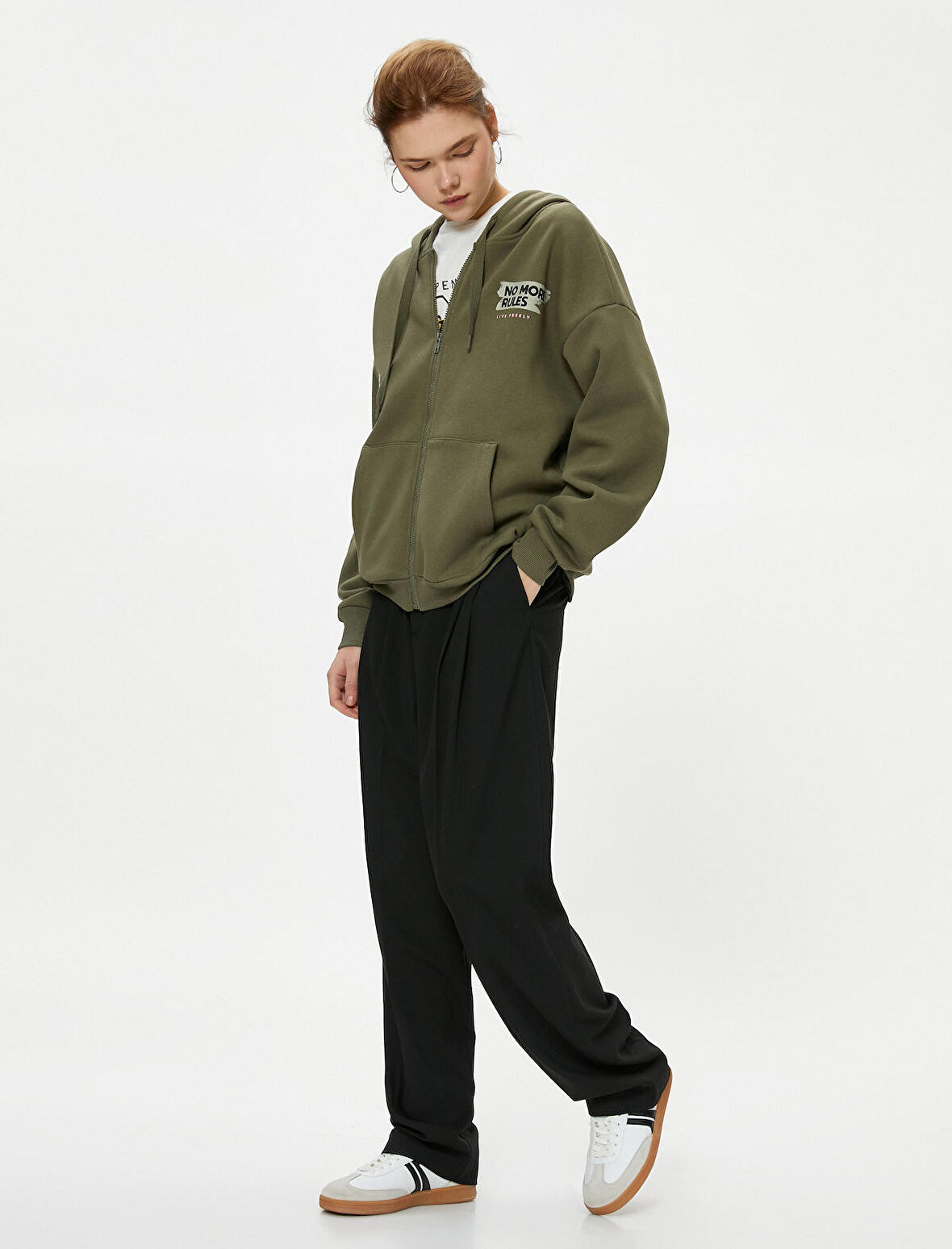 Kapşonlu Fermuarlı Sweatshirt Oversize Arkası Fotoğraf Baskılı Cepli 