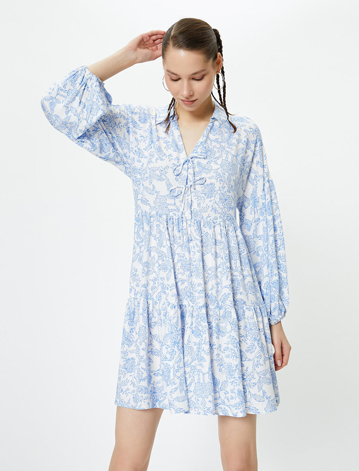 Oversize Çiçekli Elbise Uzun Kollu Gömlek V Yaka Bağlama Detaylı Katlı 