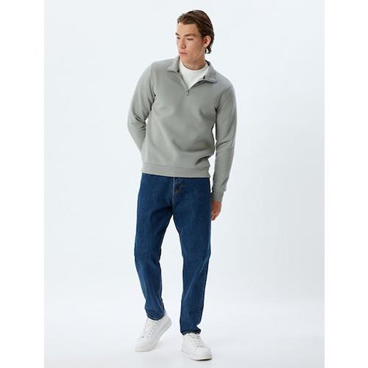 SWEATSHIRTS