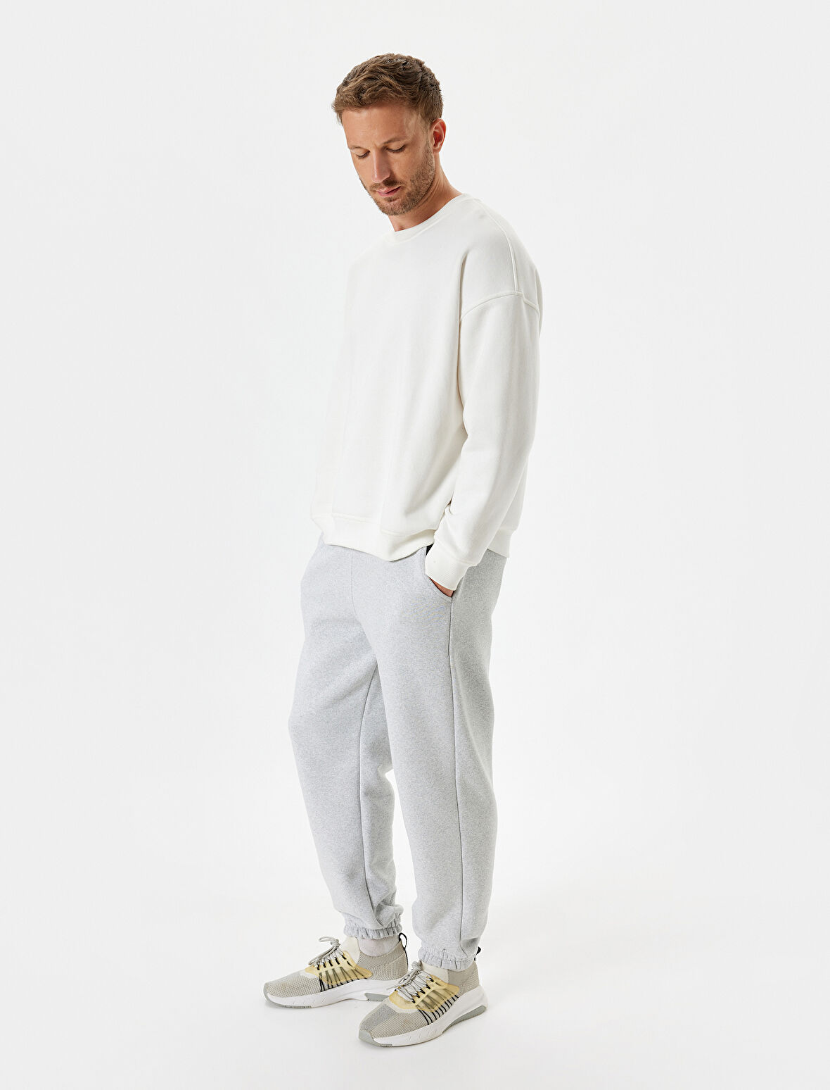 Beli Bağcıklı Cep Detaylı Şardonlu Jogger Spor Eşofman Altı