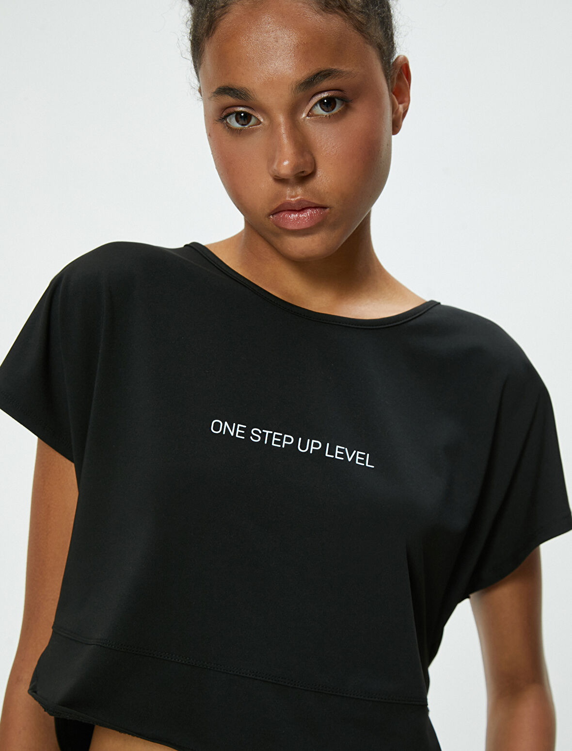 Slogan Baskılı Bisiklet Yaka Crop Tişört