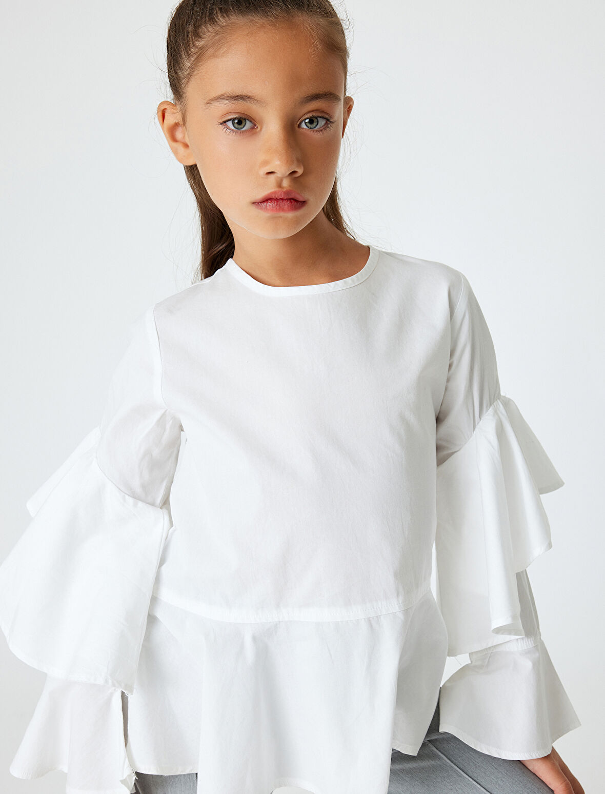 Fırfır Detaylı Uzun Kollu Bisiklet Yaka Bluz