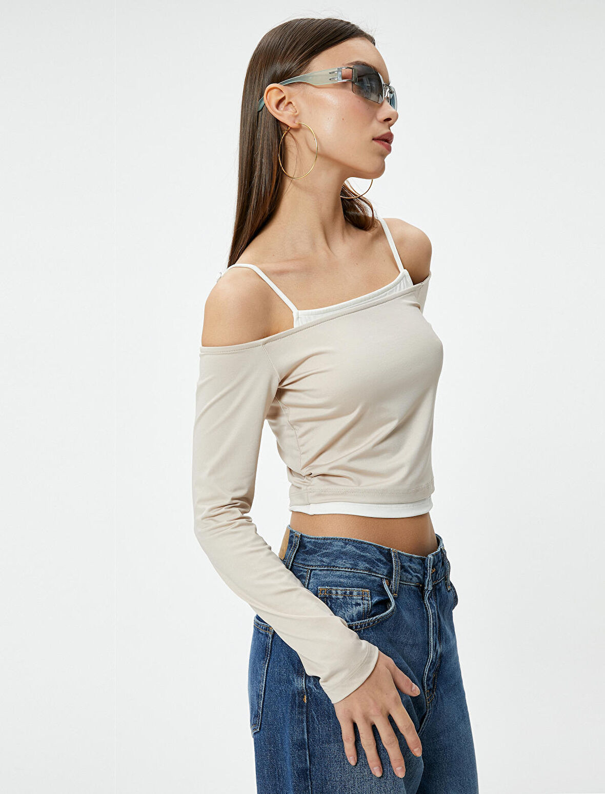 Askılı Madonna Yaka Tişört Uzun Kollu Renk Kontrastlı Slim Fit