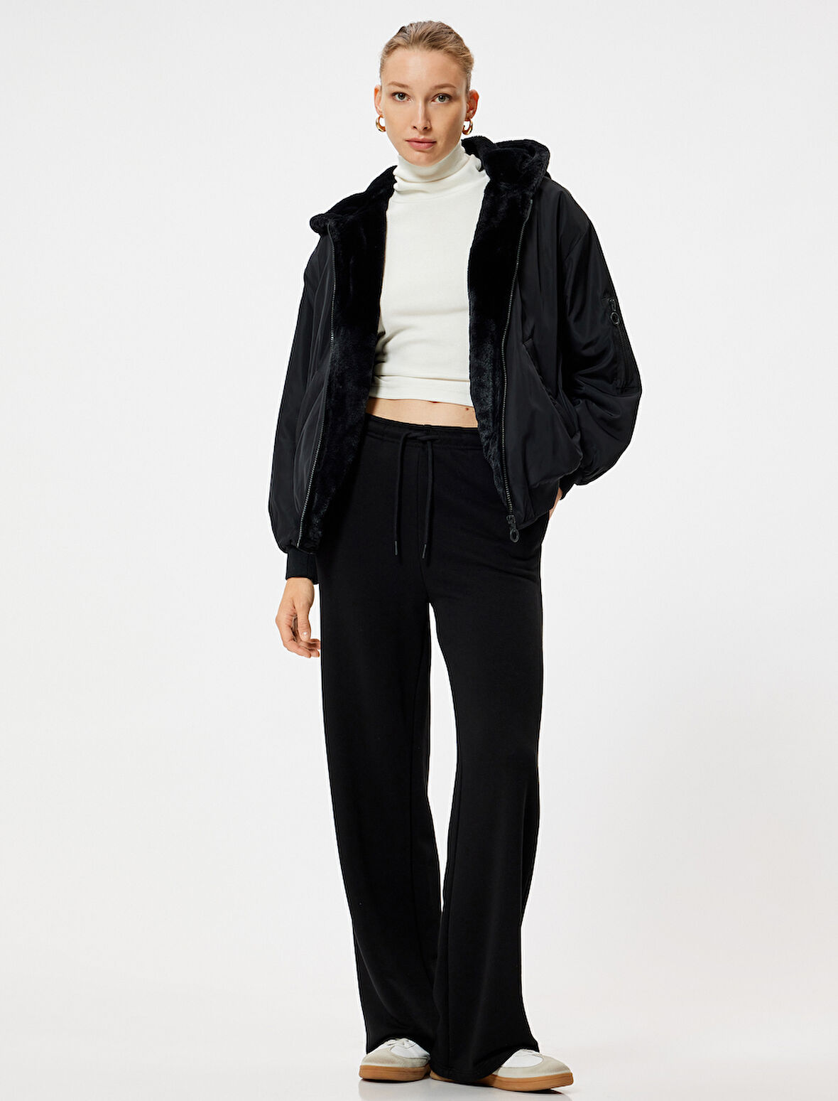 Fermuarlı Kapüşonlu İçi Suni Kürklü Oversize Bomber Şişme Mont