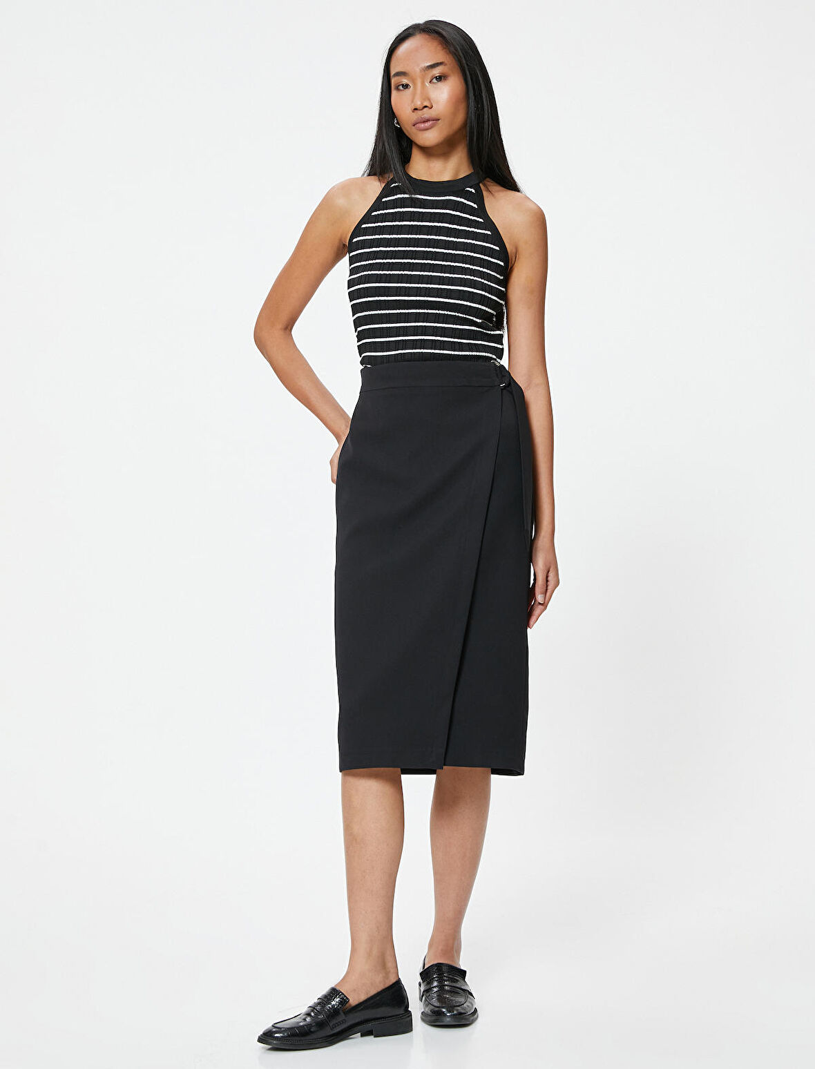 Midi Kruvaze Etek Kuşak Detaylı Metal Aksesuarlı