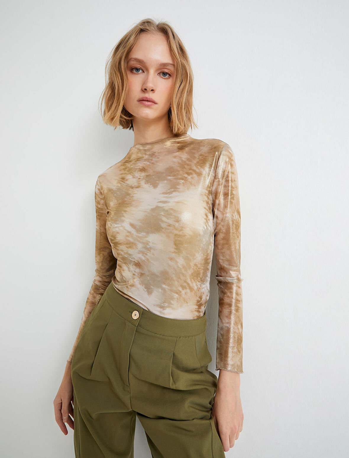 Metalik Parlak Tül Tişört Uzun Kollu Dik Yaka