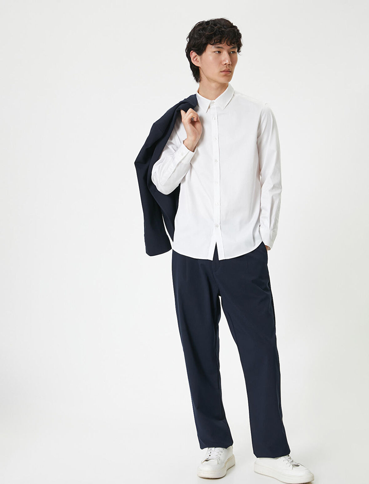 Basic Gömlek Uzun Kollu Düğmeli Klasik Yaka