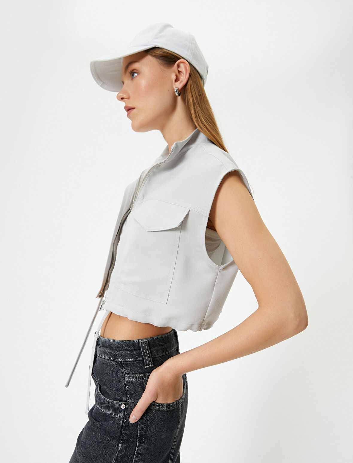 Crop Yelek Fermuarlı Kapaklı Cepli Dik Yaka