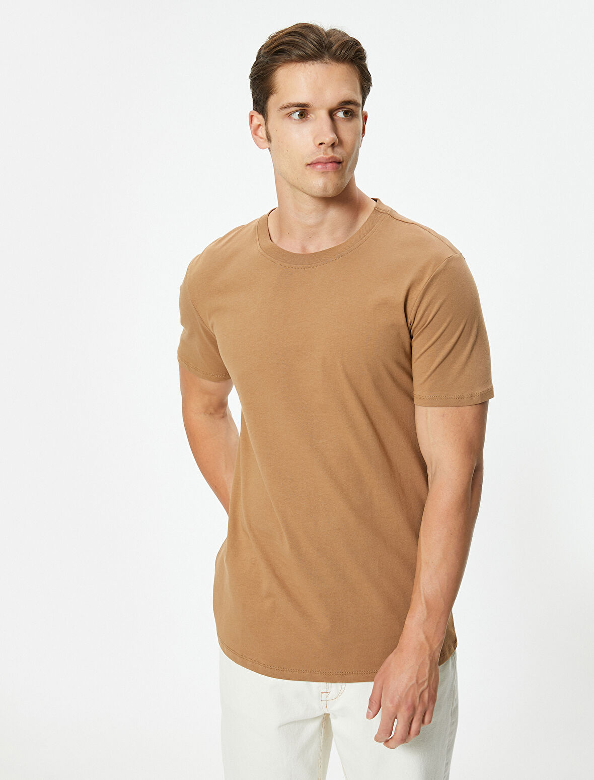 Basic Tişört Slim Fit Bisiklet Yaka Kısa Kollu 