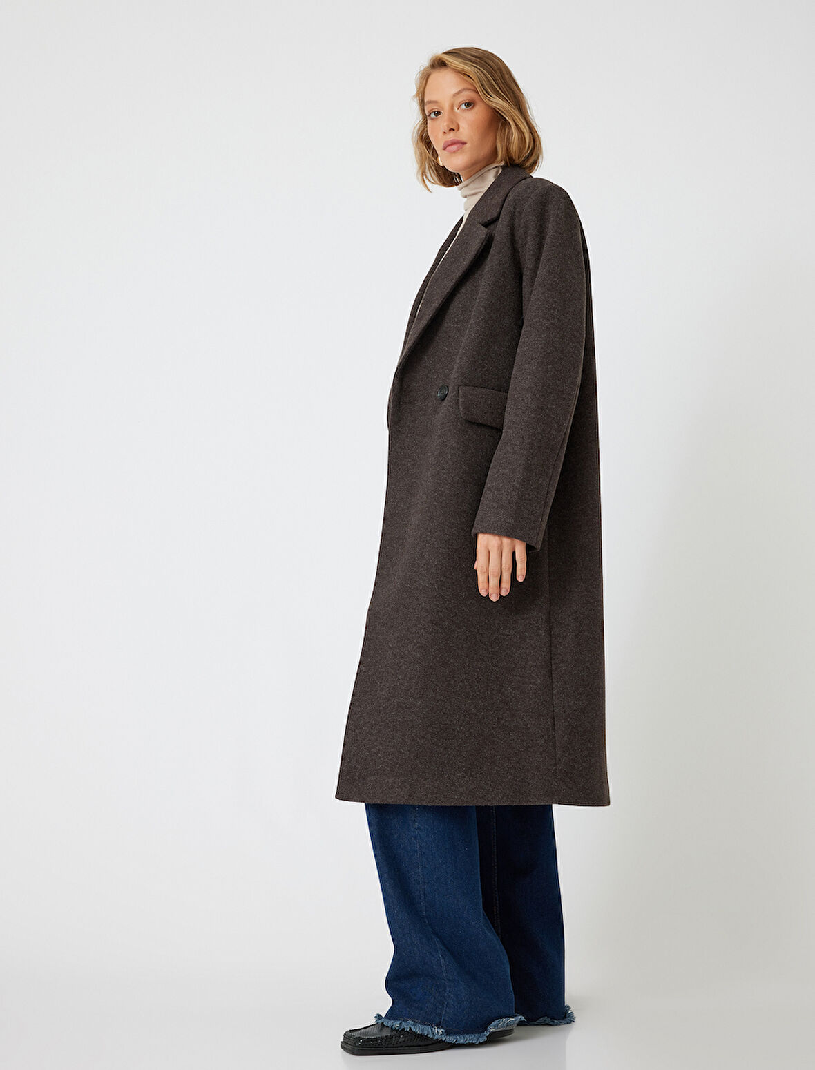 Uzun Kaşe Kaban Kruvaze Cepli Düğmeli 