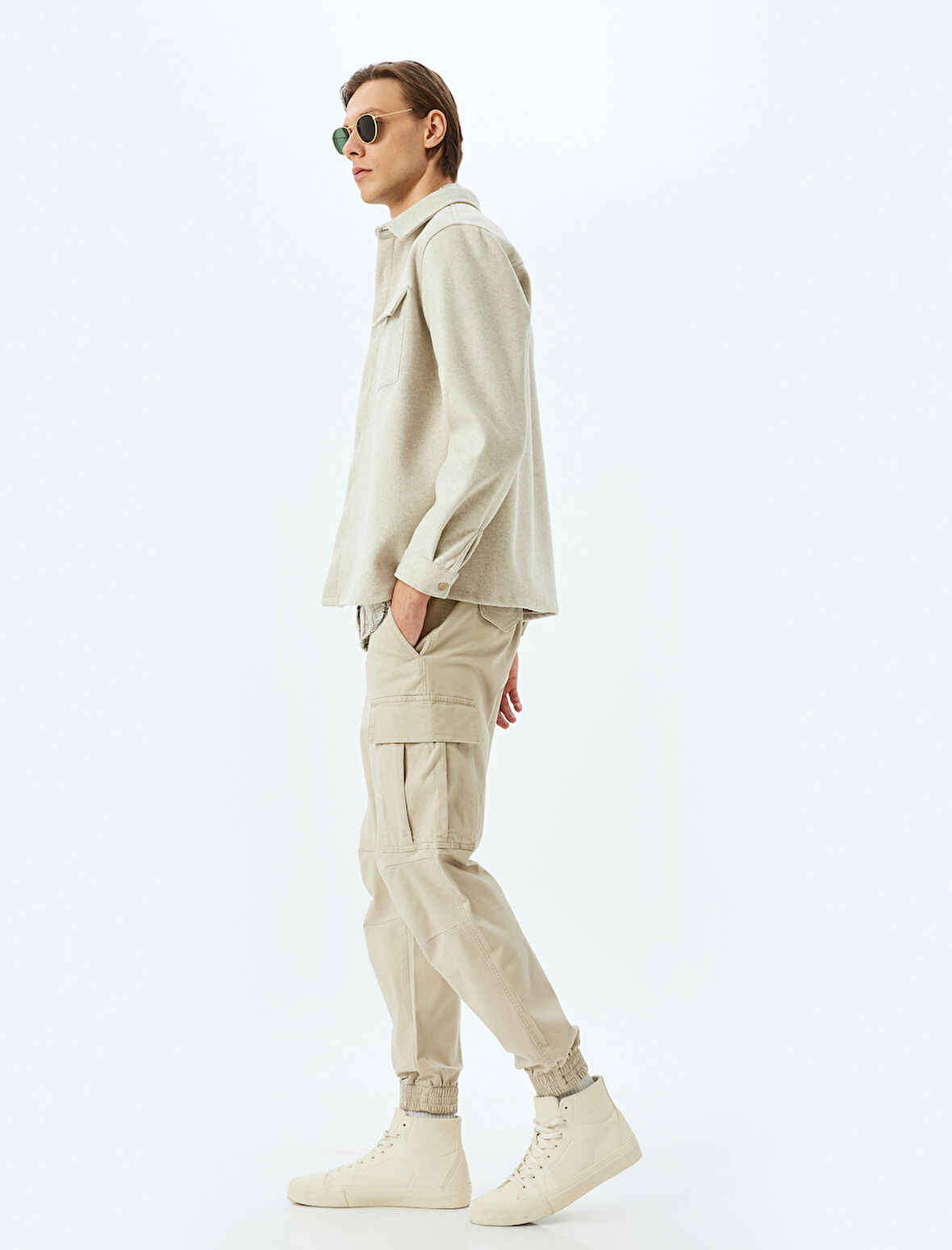 Pamuklu Gabardin Cep Detaylı Düğmeli Beli Lastikli Jogger Pantolon