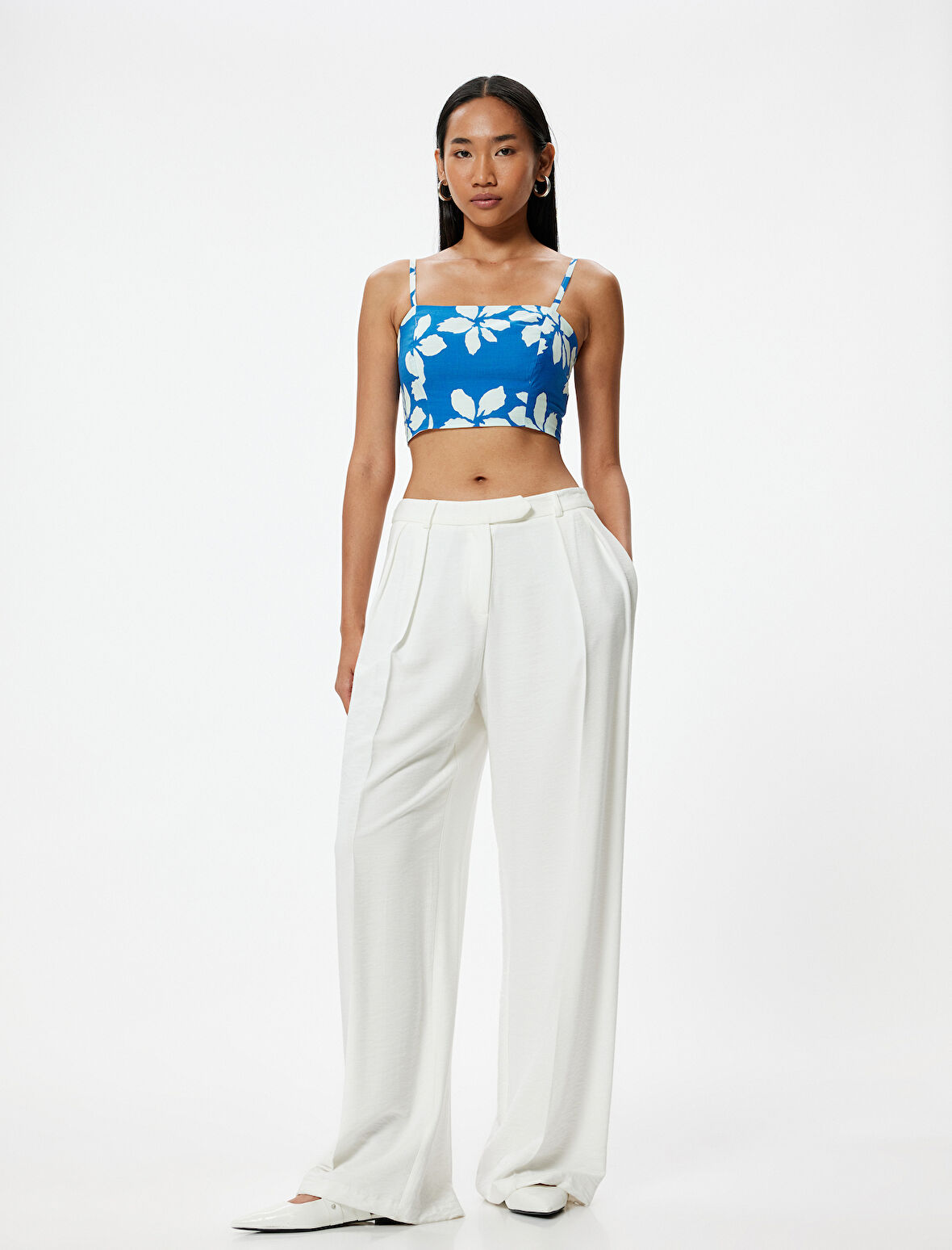 Askılı Çiçekli Büstiyer Arkası Gipeli Slim Fit