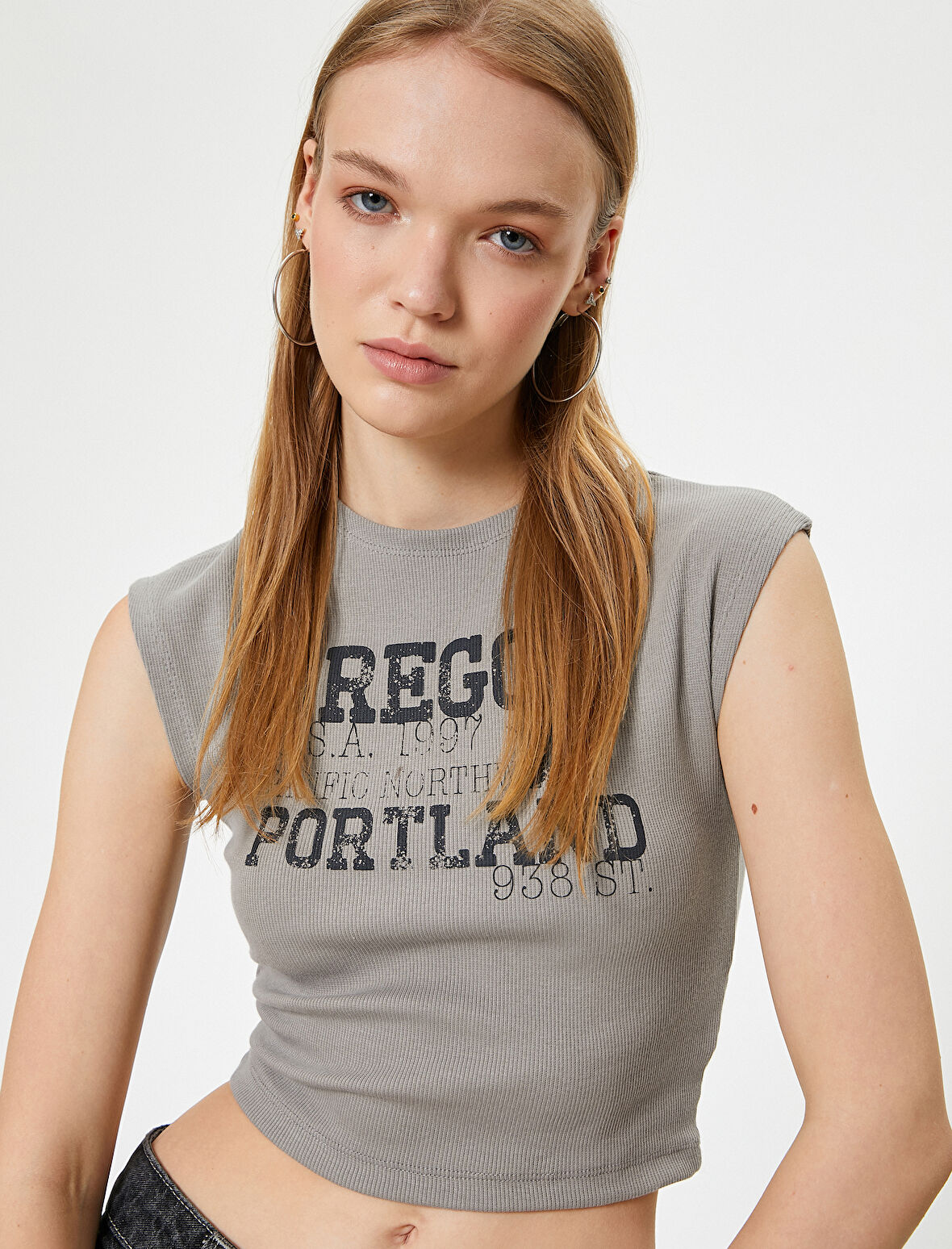 Crop Tişört Kolej Baskılı Bisiklet Yaka Slim Fit Kısa Kollu Pamuklu