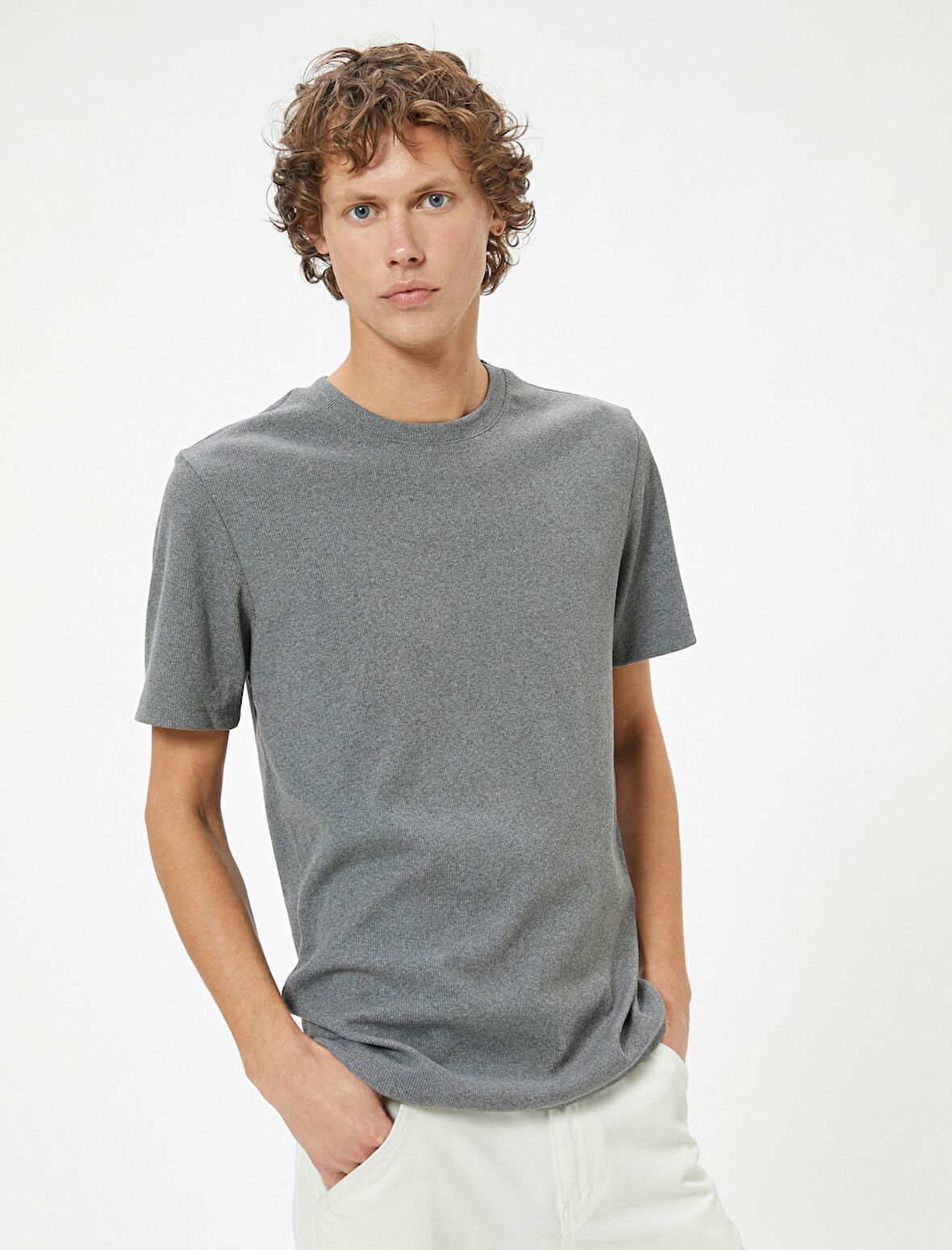 Slim Fit Tişört Basic Kısa Kollu Bisiklet Yaka