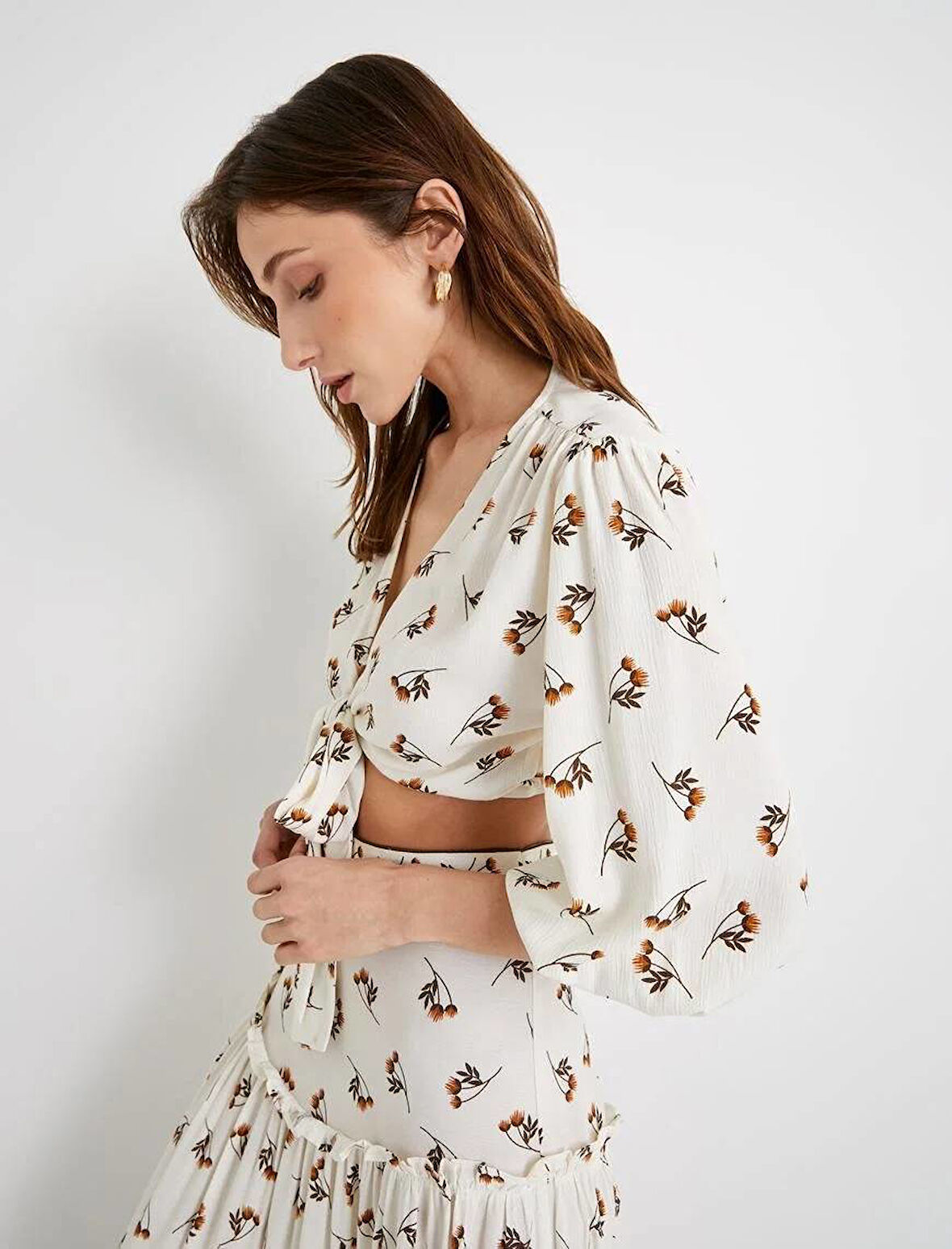 4SAK60140EW Koton Kadın Bluz KAHVERENGİ DESENLİ