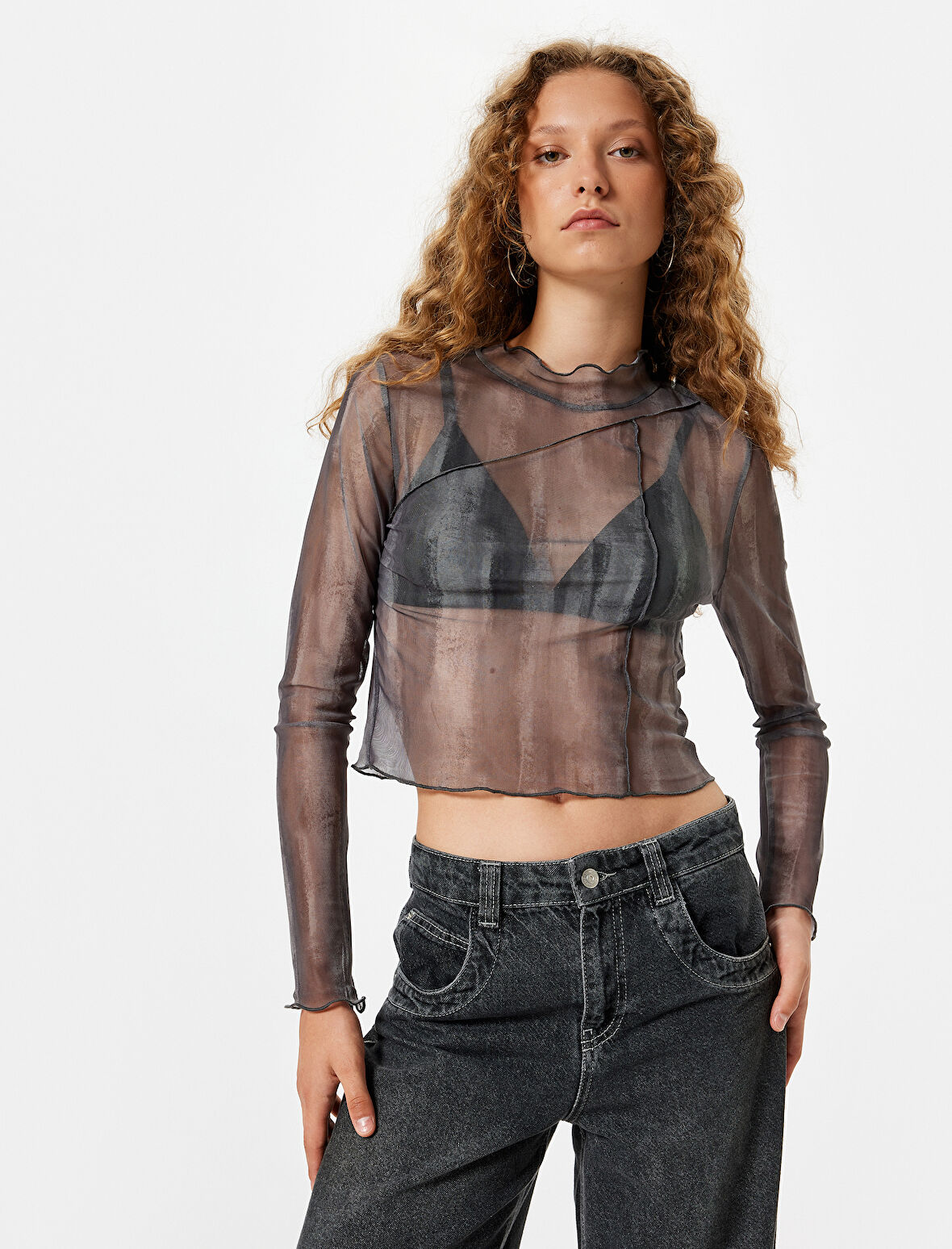 Uzun Kollu Tişört Tül Dikiş Detaylı Yakası Fırfırlı Slim Fit