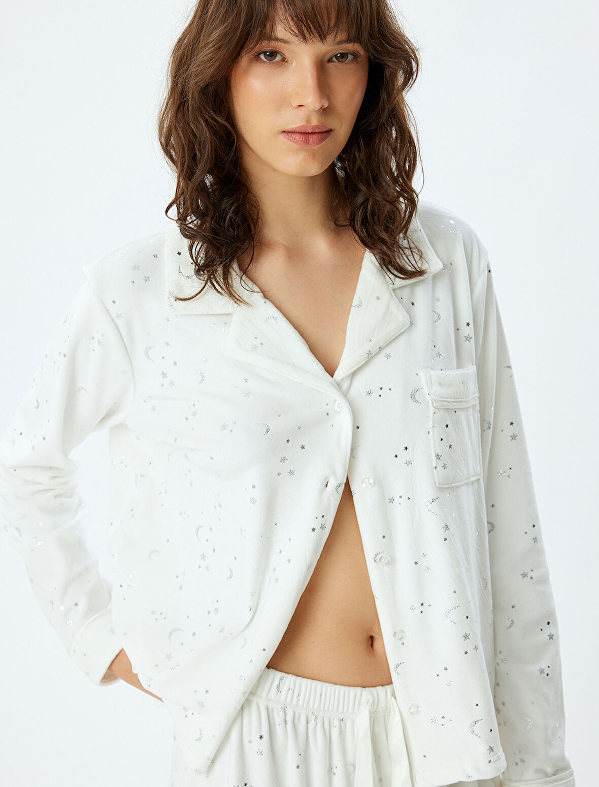 Pijama Üstü Örme Düğmeli Gömlek Yaka Parıltılı Yıldız ve Ay Baskılı