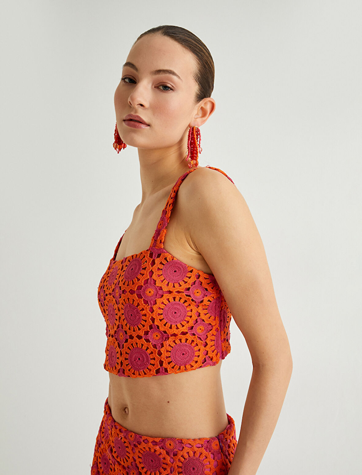 İşlemeli Askılı Crop Büstiyer