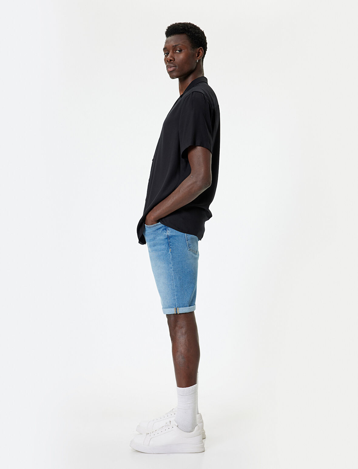 Slim Fit Kot Şort Bermuda Düğmeli Cep Detaylı