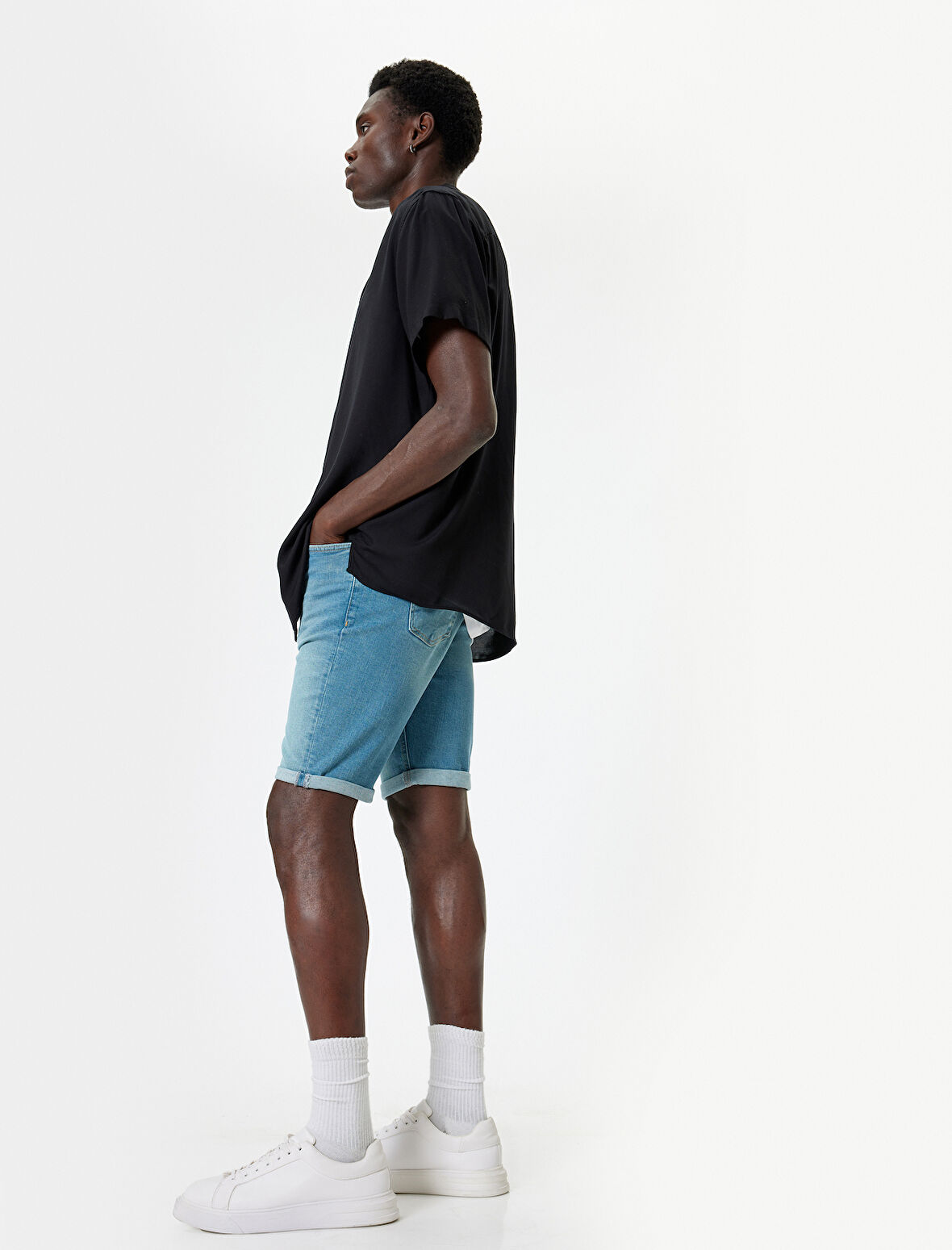 Slim Fit Kot Şort Bermuda Katlamalı Paça Cep Detaylı Pamuklu