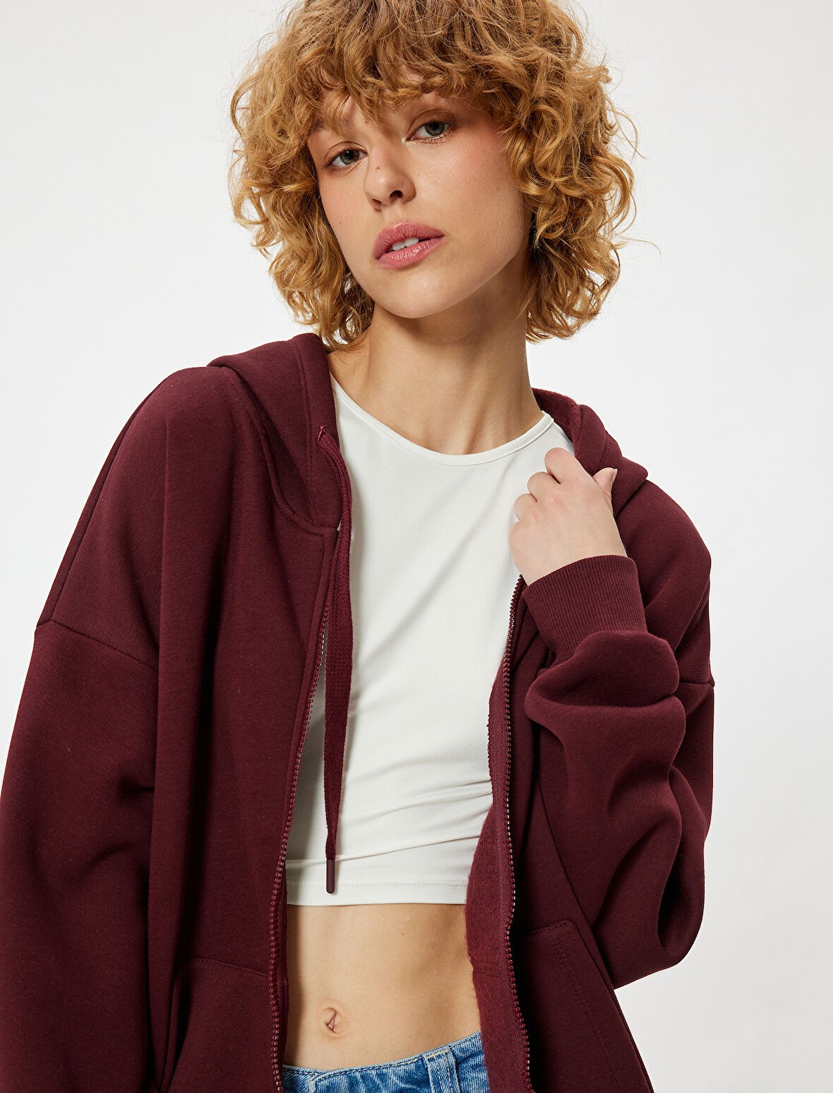 Oversize Fermuarlı Sweatshirt Yıldız İşlemeli Kanguru Cepli
