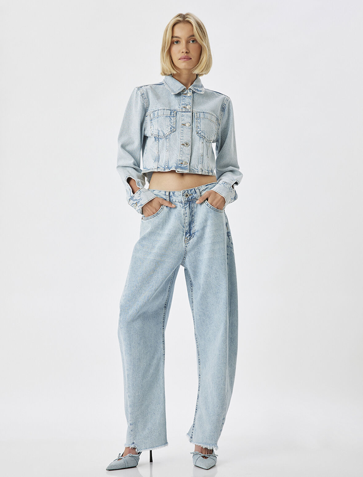 Yüksek Bel Kesik Paça Düğmeli Kot Pantolon - Balon Fit Jean