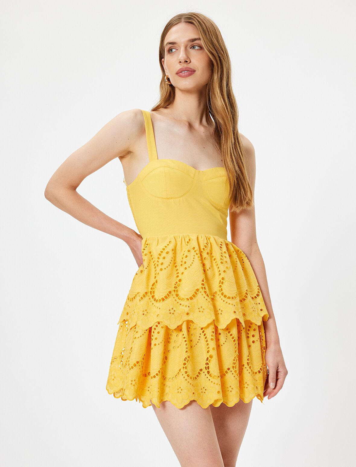 Mini Fisto Elbise Askılı Kalp Yaka Katlı 