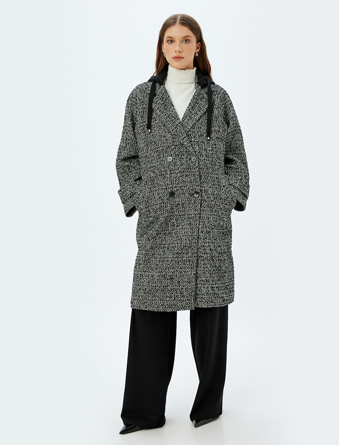 Çıkarılabilir Kapüşonlu Cepli Düğmeli Uzun Kruvaze Kaban