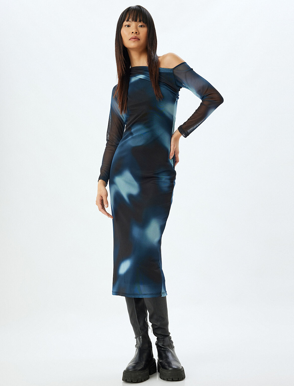 Omzu Açık Drapeli Asimetrik Kesim Midi Tül Elbise